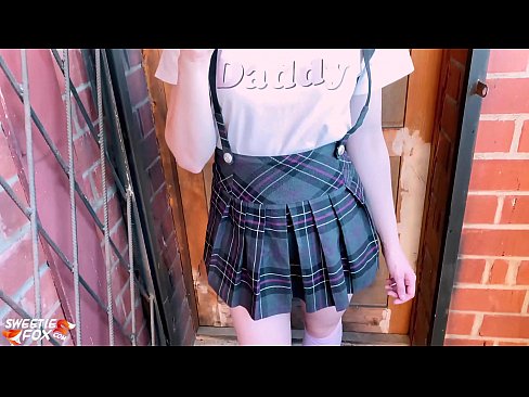 ❤️ Schoolgirl sûget har lul djip en neukt ynstee fan klassen. ️❌ Moaie porno op fy.serviporno.ru ☑