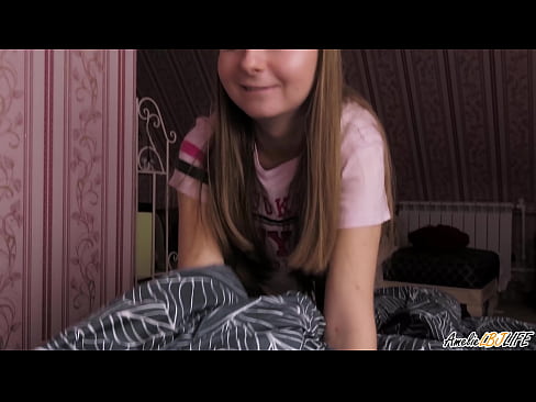 ❤️ Blondie sûget har BFF's djip en krijt cum yn 'e mûle ️❌ Moaie porno op fy.serviporno.ru ☑